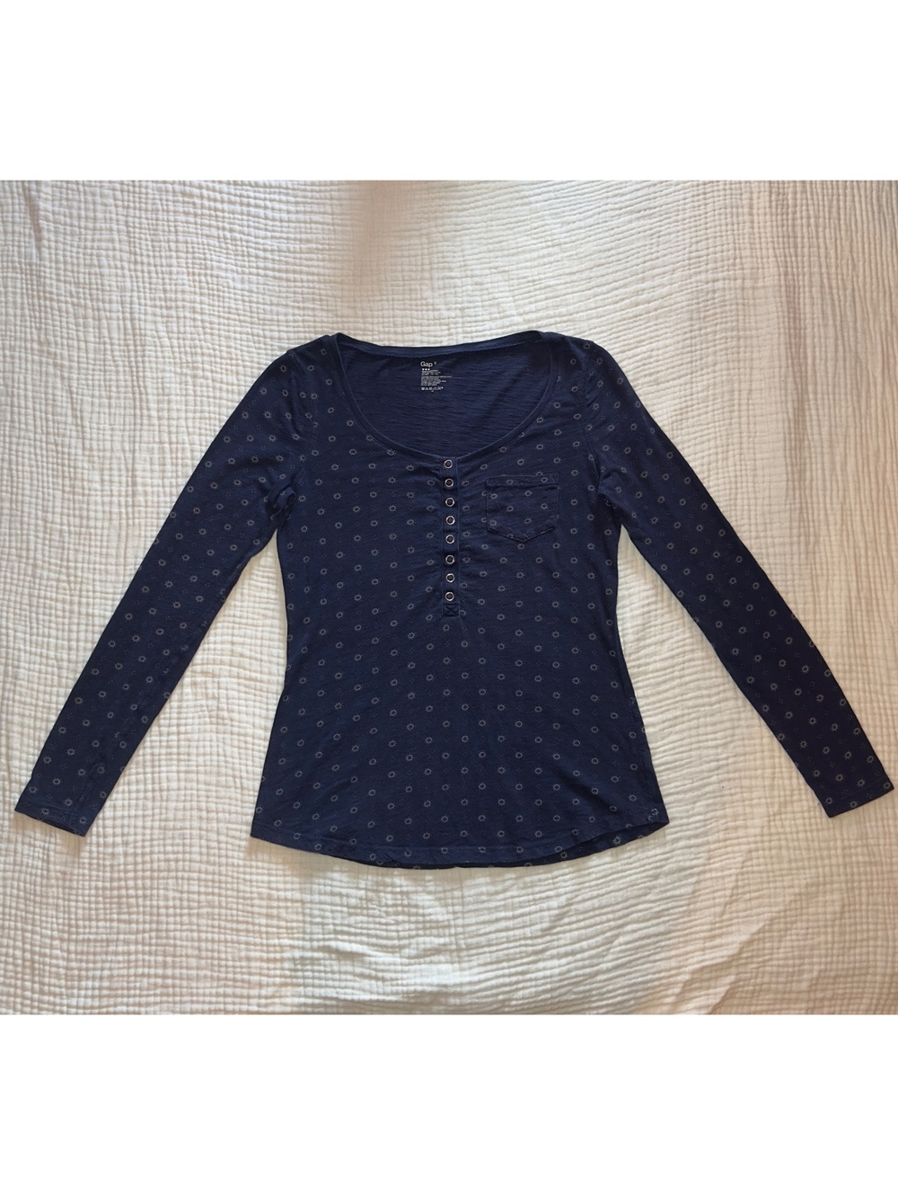 GAP Women’s Small Navy Blue Sunshine Print Long Sleeve Henley Top
